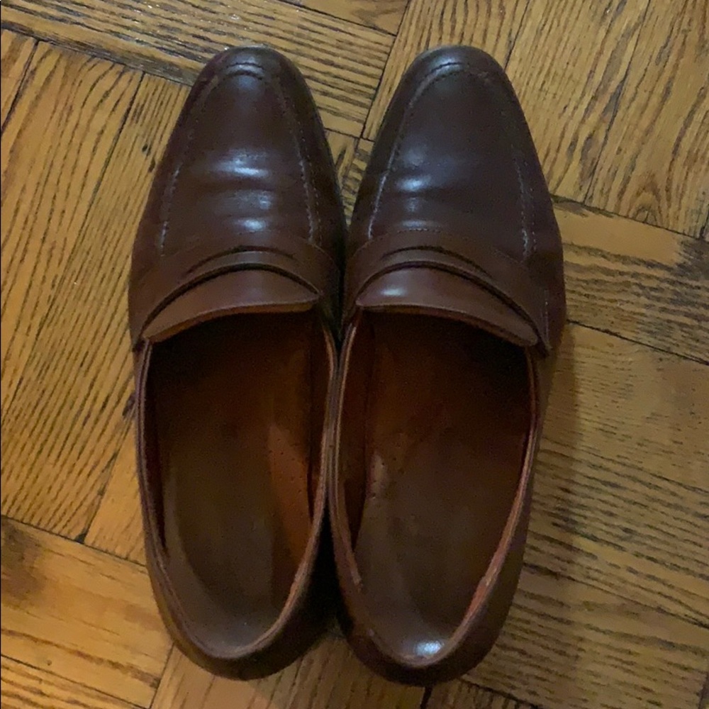 Loader. Wolf and shepherd. Used loafer